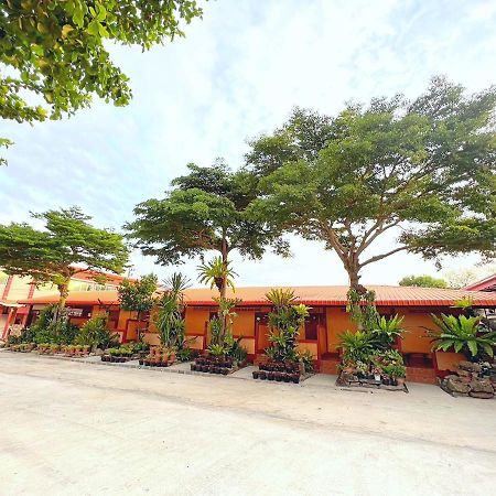 Khong Chiam Hotel Exterior photo
